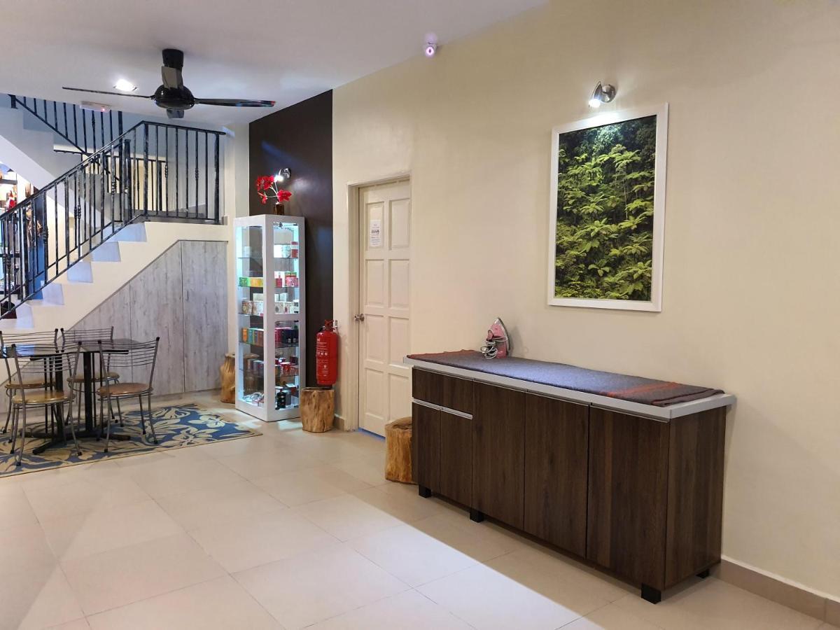 Fathers Guesthouse Bungalow Cameron Highlands Exterior foto